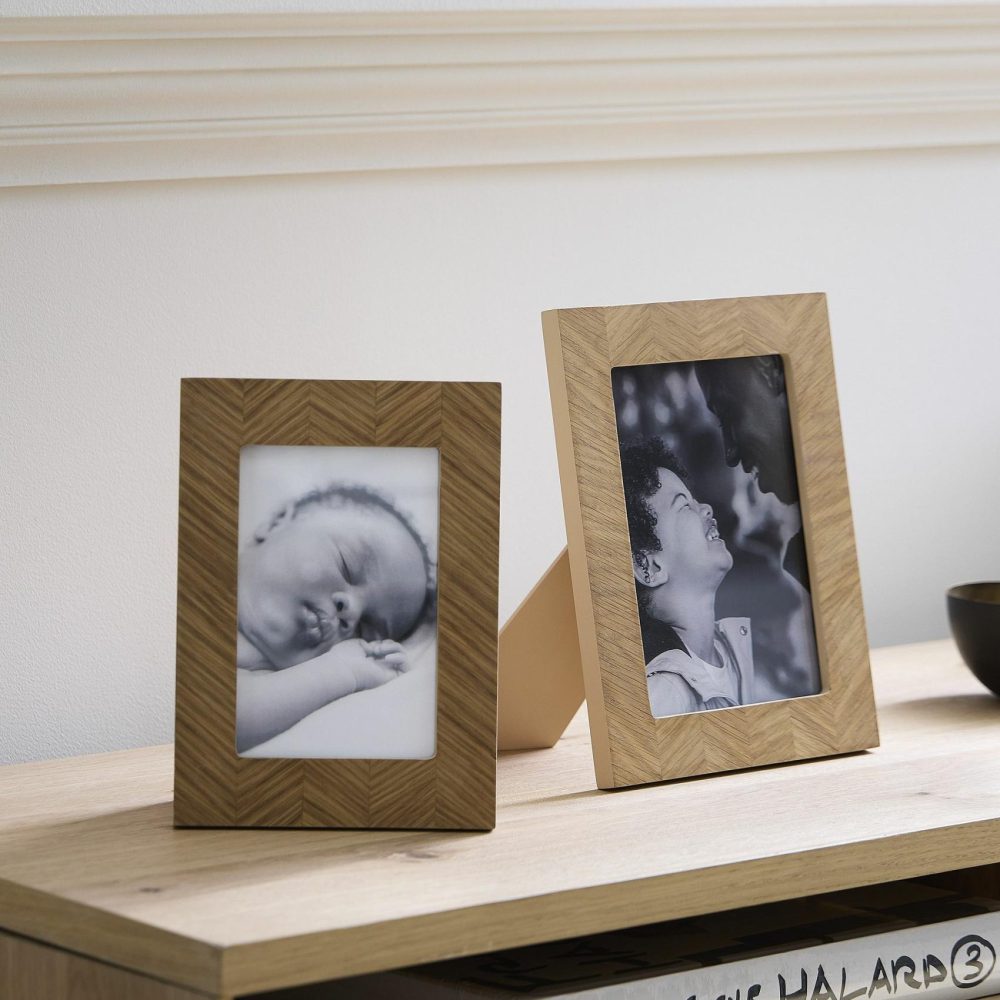 Tabletop Picture Frames |  Georgia Graphic Wood Tabletop Frames Frames Tabletop Picture Frames